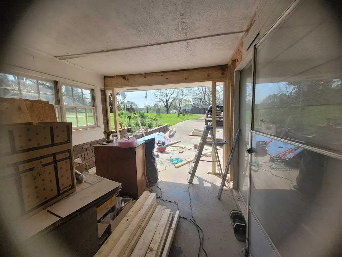 Air movers and dehumidifier for Drying & Dehumidification in Francisville